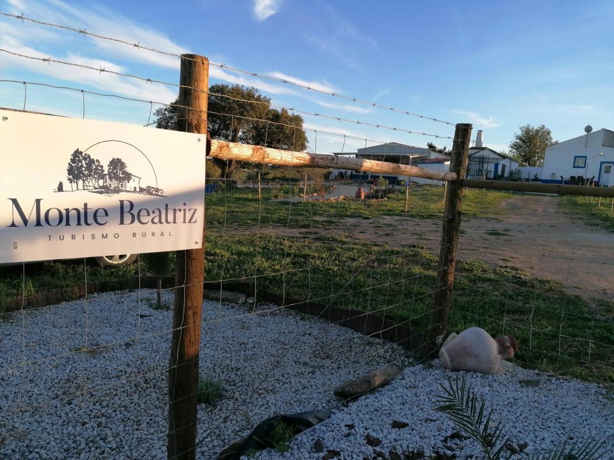Monte Beatriz Villa Регуенгос де Монсараз Екстериор снимка